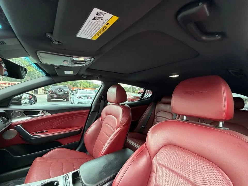 2023 Kia Stinger GT - Image 13 of 20