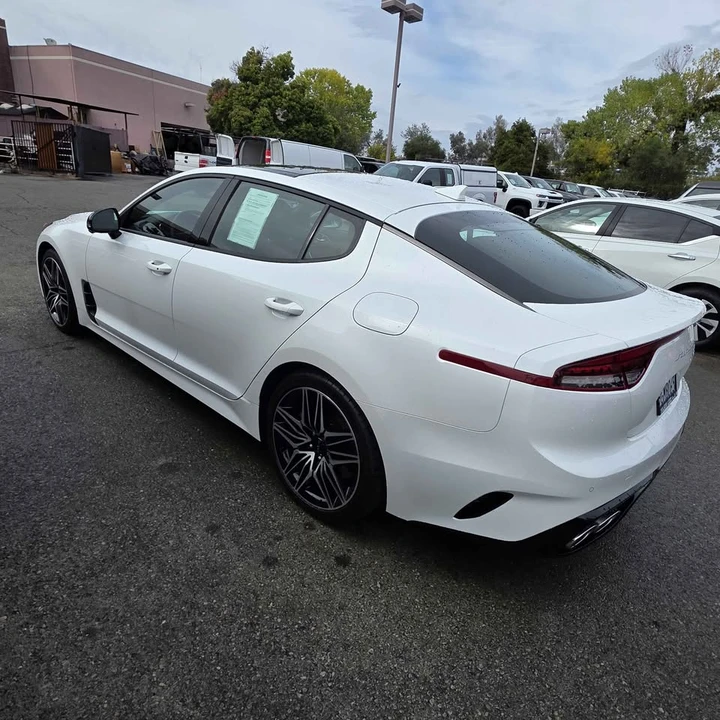 2023 Kia Stinger GT - Image 4 of 9