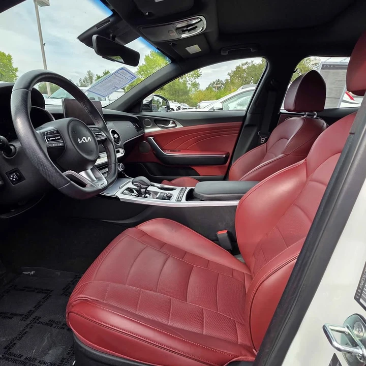 2023 Kia Stinger GT - Image 5 of 9