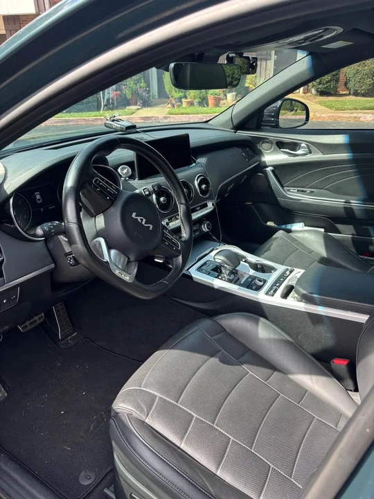 2023 Kia Stinger GT - Image 13 of 14