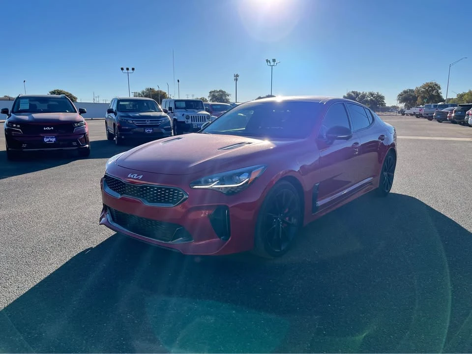2023 Kia Stinger GT - Image 2 of 15
