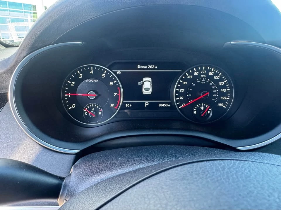 2023 Kia Stinger GT - Image 13 of 16