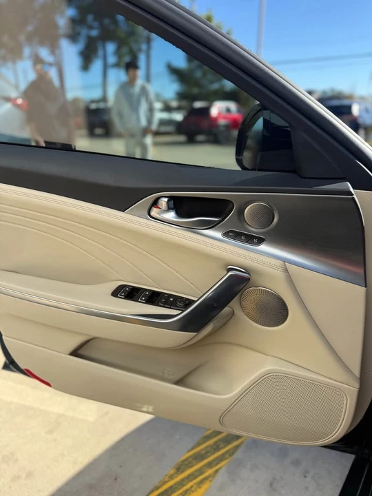 2023 Kia Stinger GT - Image 10 of 13