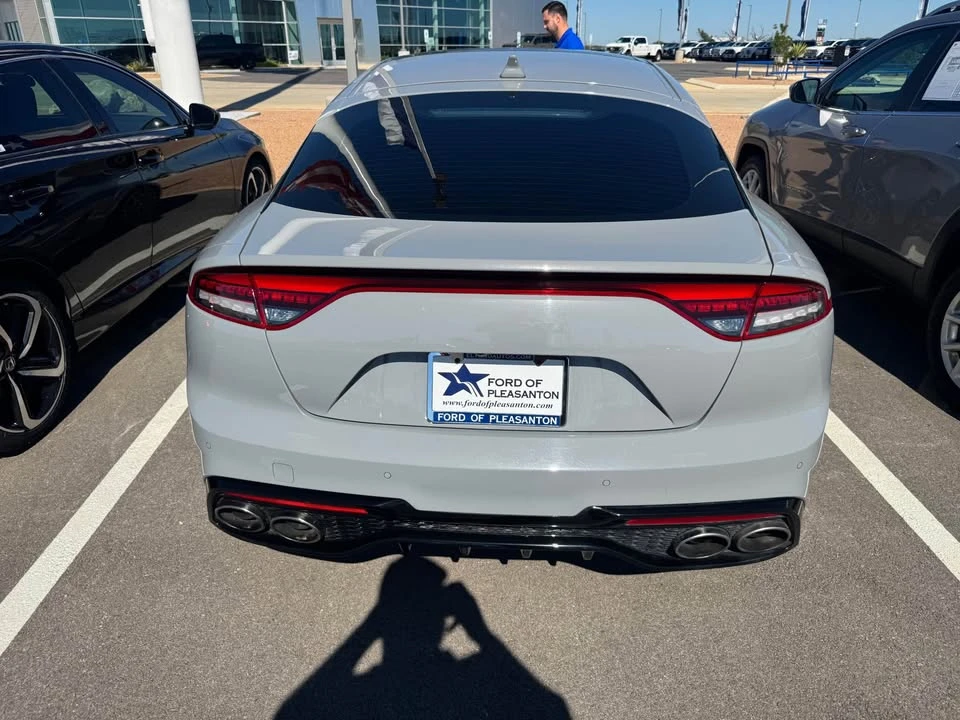 2023 Kia Stinger GT - Image 5 of 16