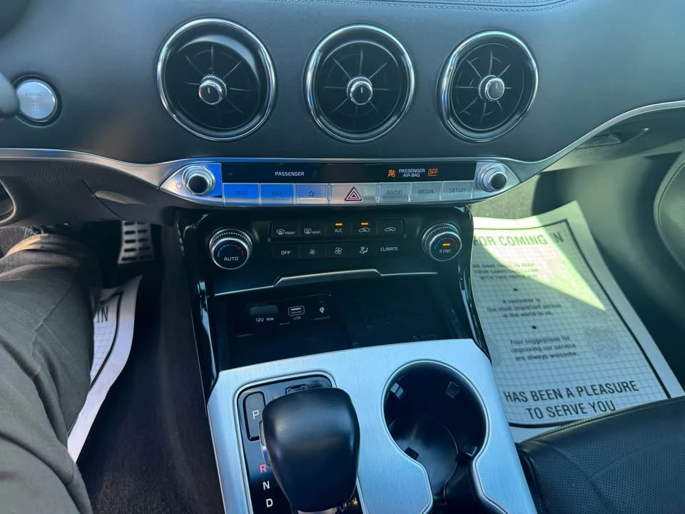 2023 Kia Stinger GT - Image 15 of 16