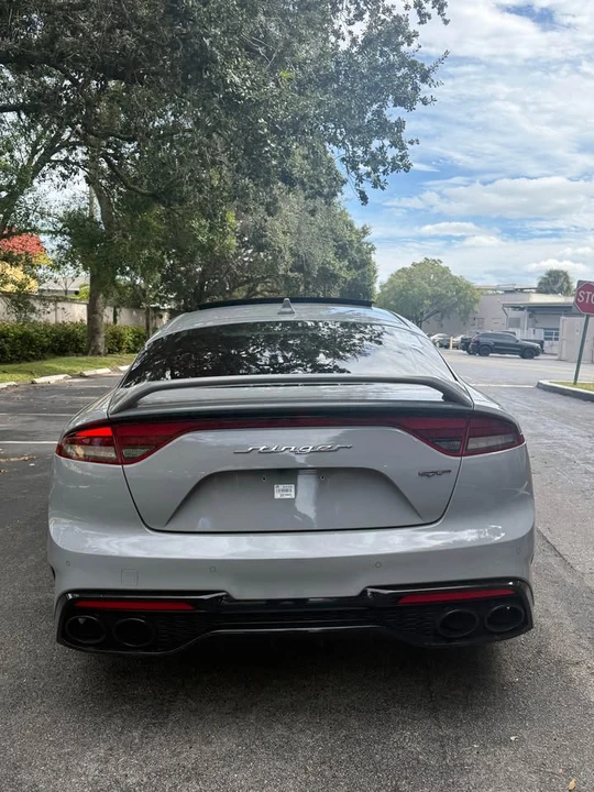 2023 Kia Stinger GT - Image 8 of 10