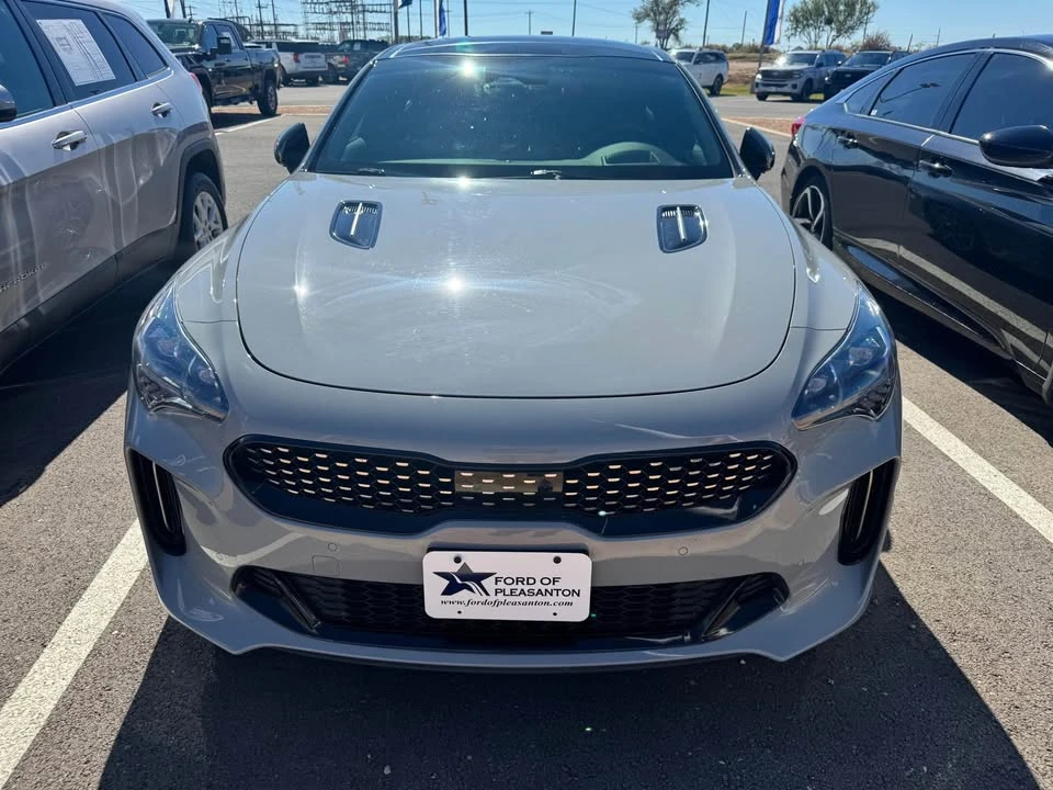 2023 Kia Stinger GT - Image 2 of 16