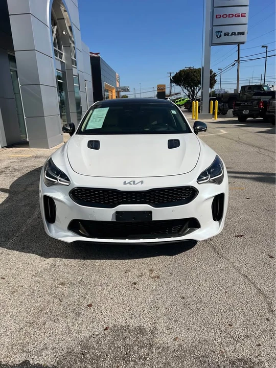 2023 Kia Stinger GT - Image 3 of 14