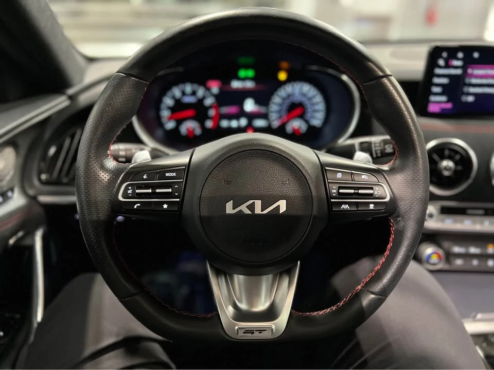 2023 Kia Stinger GT - Image 12 of 16