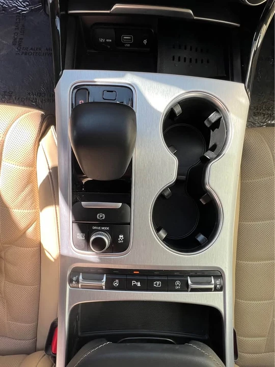 2023 Kia Stinger GT - Image 11 of 14