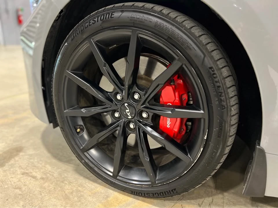 2023 Kia Stinger GT - Image 7 of 16