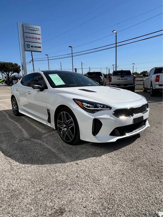 2023 Kia Stinger GT - Image 2 of 14