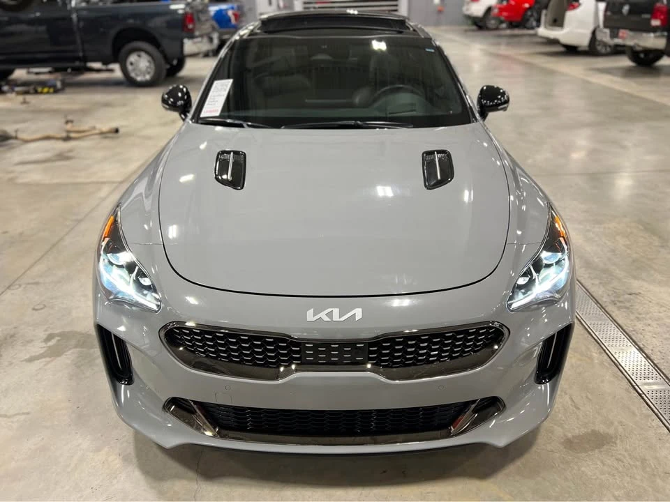 2023 Kia Stinger GT - Image 4 of 16