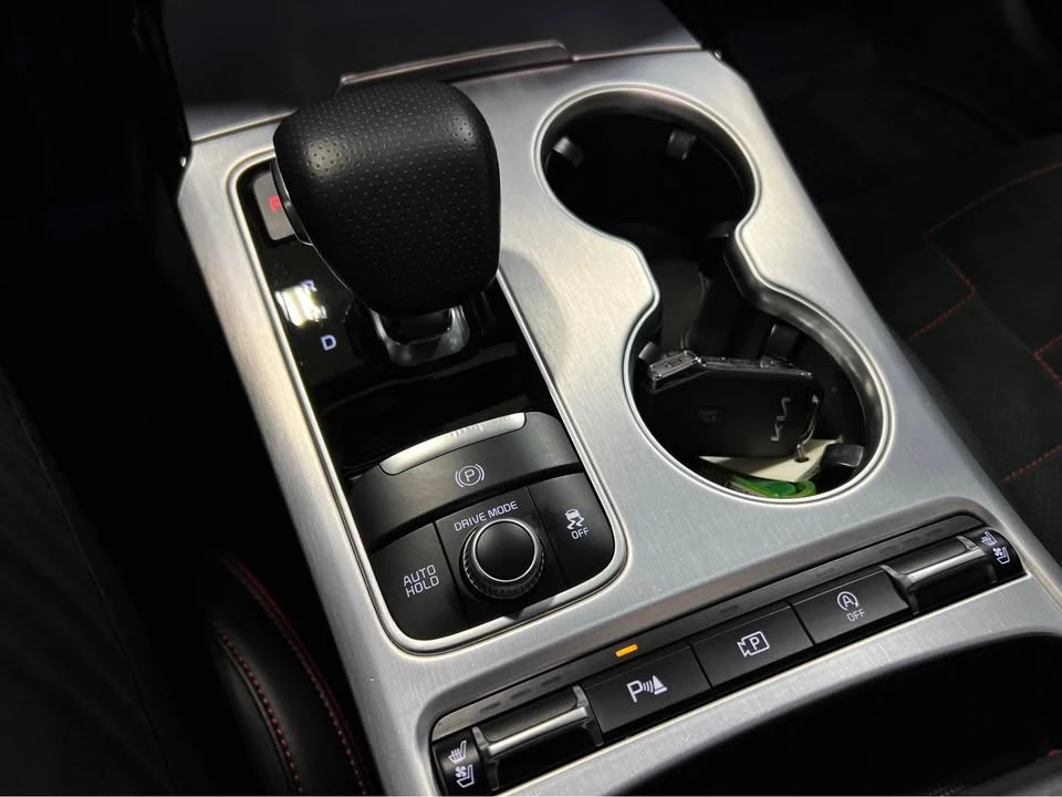 2023 Kia Stinger GT - Image 15 of 16