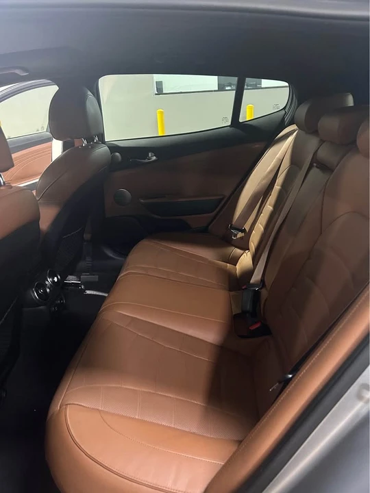 2023 Kia Stinger GT - Image 16 of 17