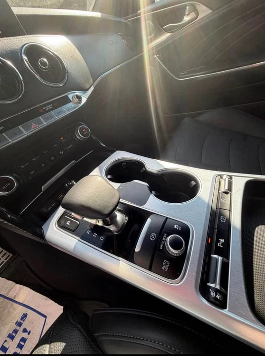 2023 Kia Stinger GT - Image 6 of 10