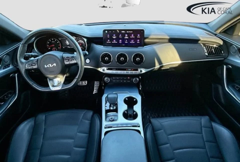 2023 Kia Stinger GT - Image 4 of 5