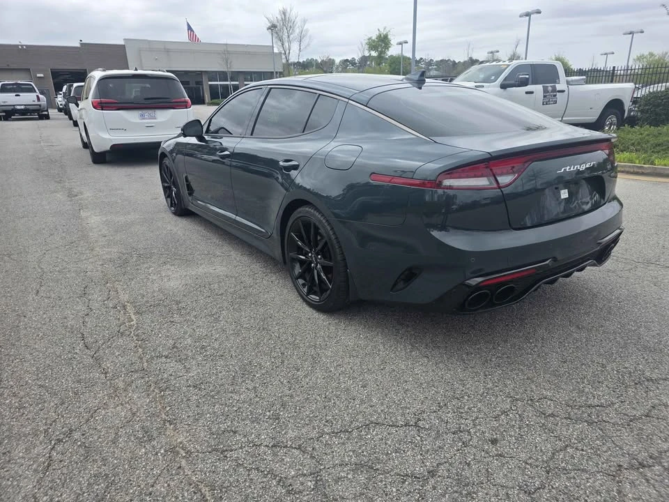 2023 Kia - Image 4 of 13