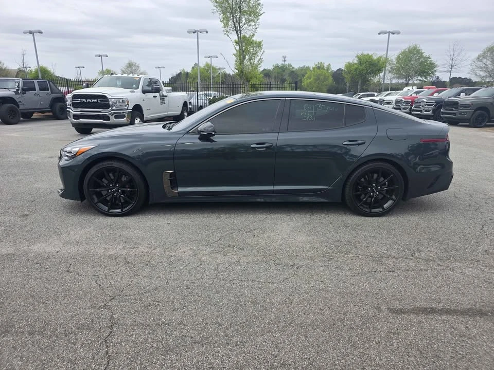 2023 Kia - Image 5 of 13