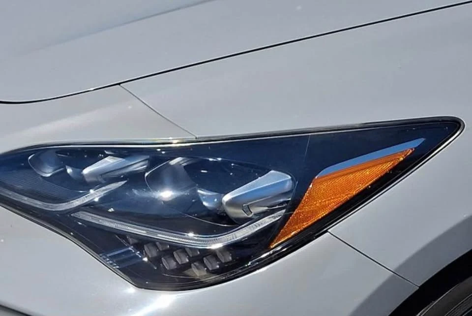 2023 Kia Stinger GT - Image 9 of 11