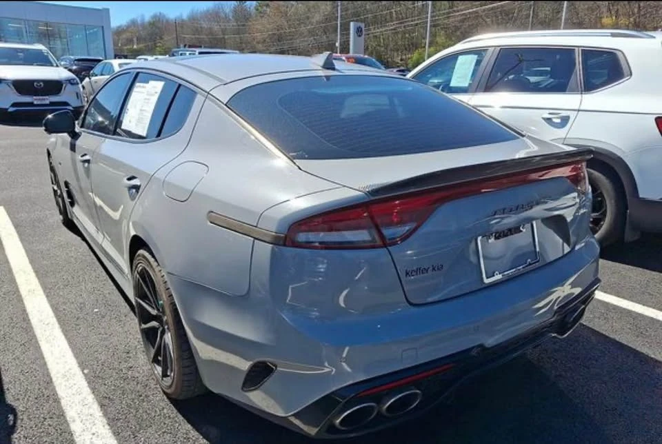 2023 Kia Stinger GT - Image 7 of 11