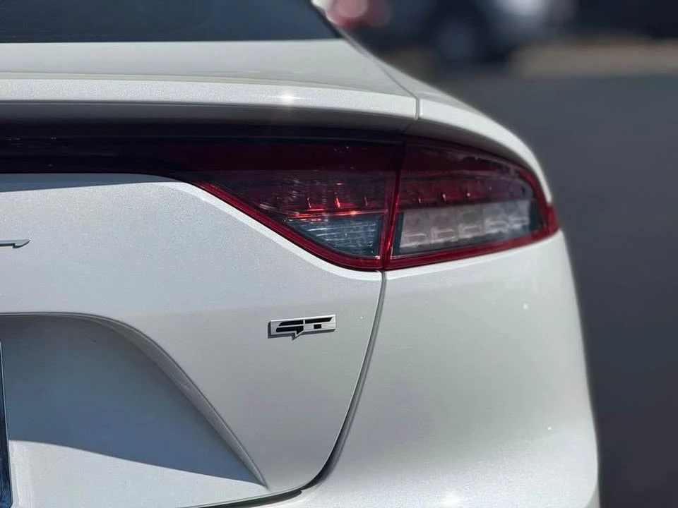 2023 Kia Stinger GT - Image 5 of 7