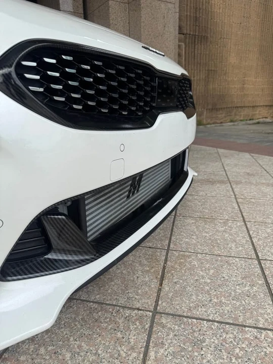 2023 Kia Stinger GT - Image 8 of 18