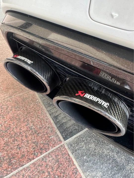 2023 Kia Stinger GT - Image 14 of 18