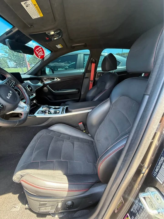 2023 Kia Stinger GT - Image 3 of 7