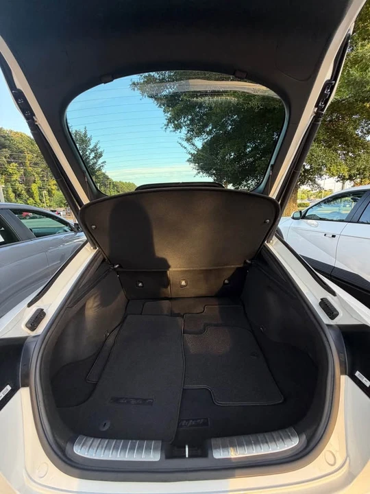 2023 Kia Stinger GT - Image 13 of 14