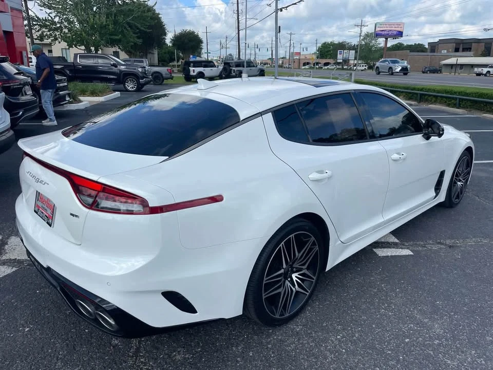 2023 Kia Stinger GT - Image 7 of 11