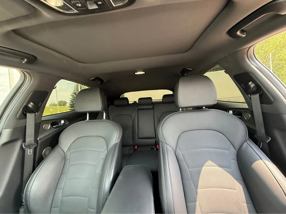 2023 Kia Stinger GT - Image 9 of 16