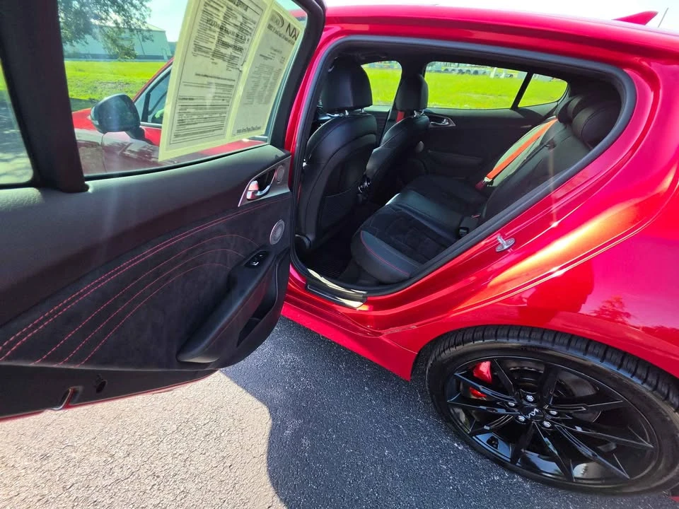 2023 Kia Stinger GT - Image 11 of 20