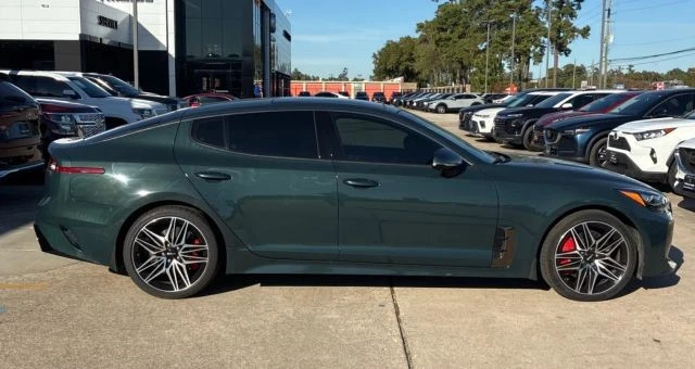 2023 Kia Stinger GT - Image 8 of 10