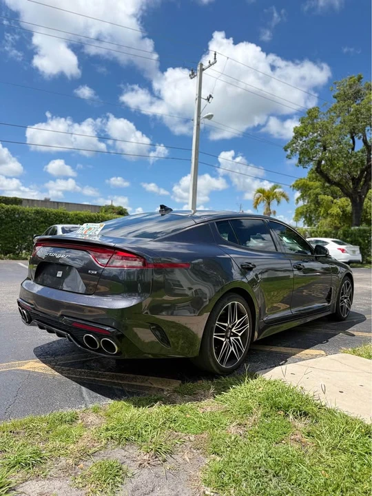 2023 Kia Stinger - Image 5 of 14