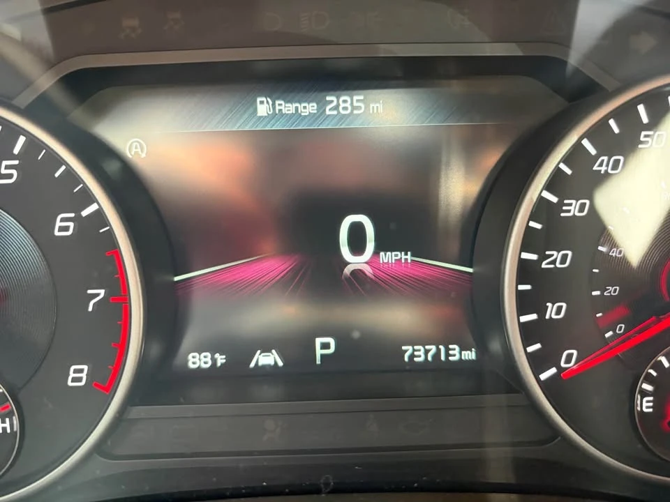 2023 Kia Stinger GT - Image 11 of 12