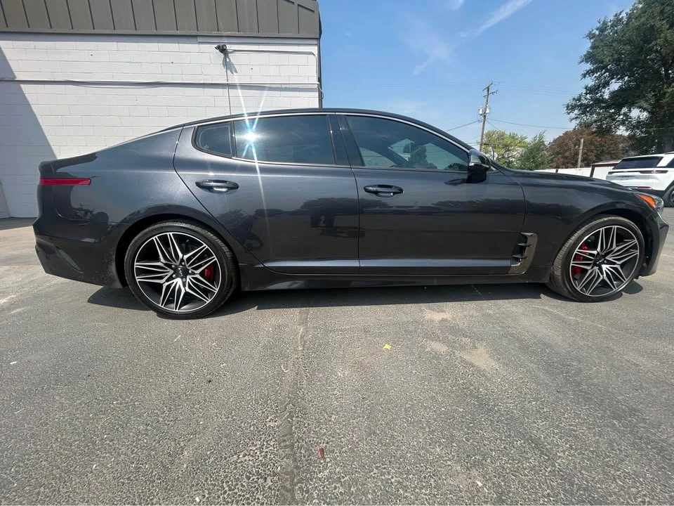 2023 Kia Stinger GT - Image 18 of 18