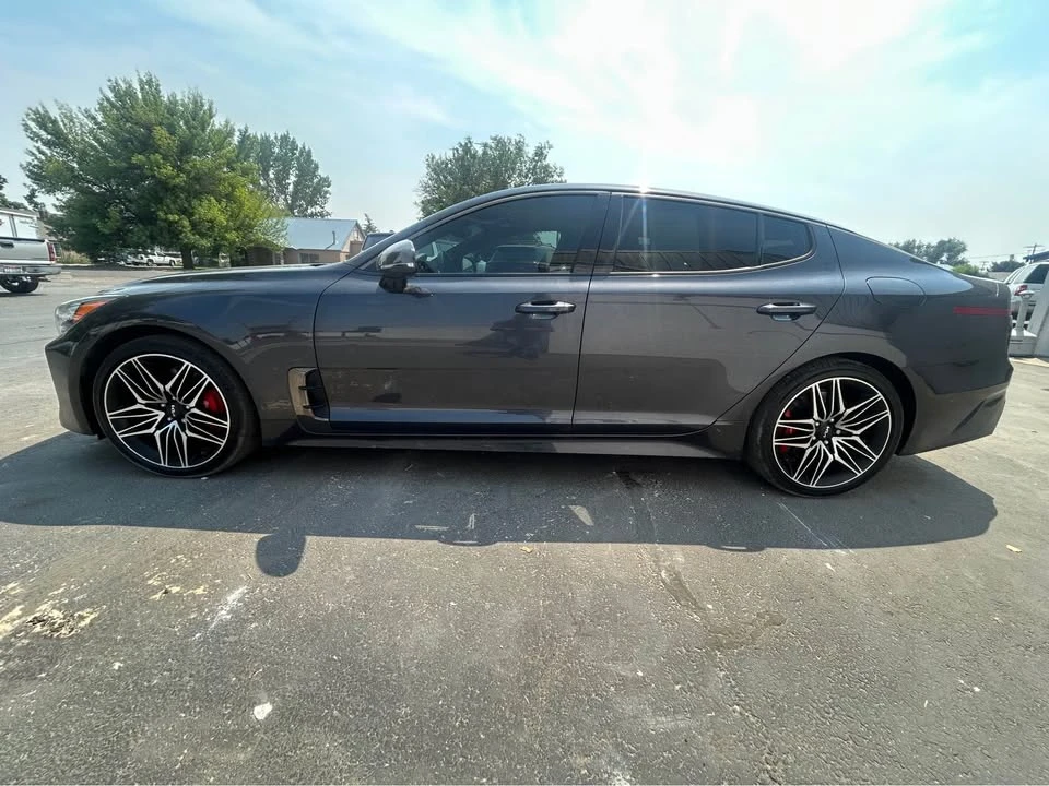 2023 Kia Stinger GT - Image 13 of 18
