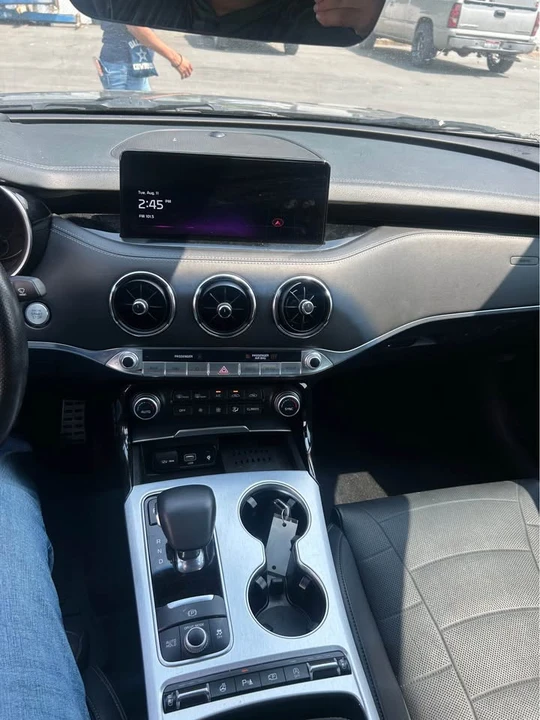 2023 Kia Stinger GT - Image 8 of 18