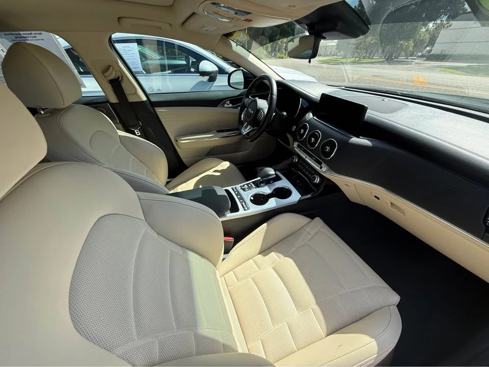 2023 Kia Stinger GT - Image 5 of 5