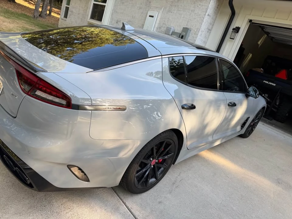 2023 Kia Stinger GT - Image 2 of 6