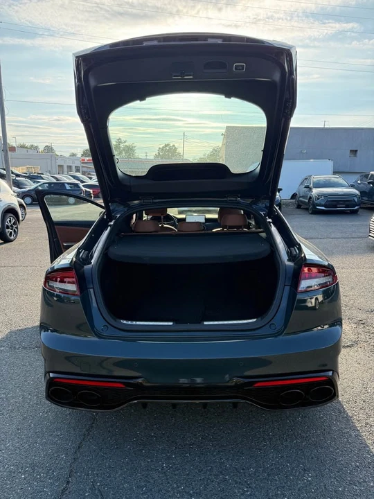 2023 Kia Stinger GT - Image 6 of 7