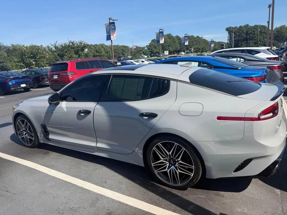 2023 Kia Stinger GT - Image 6 of 9