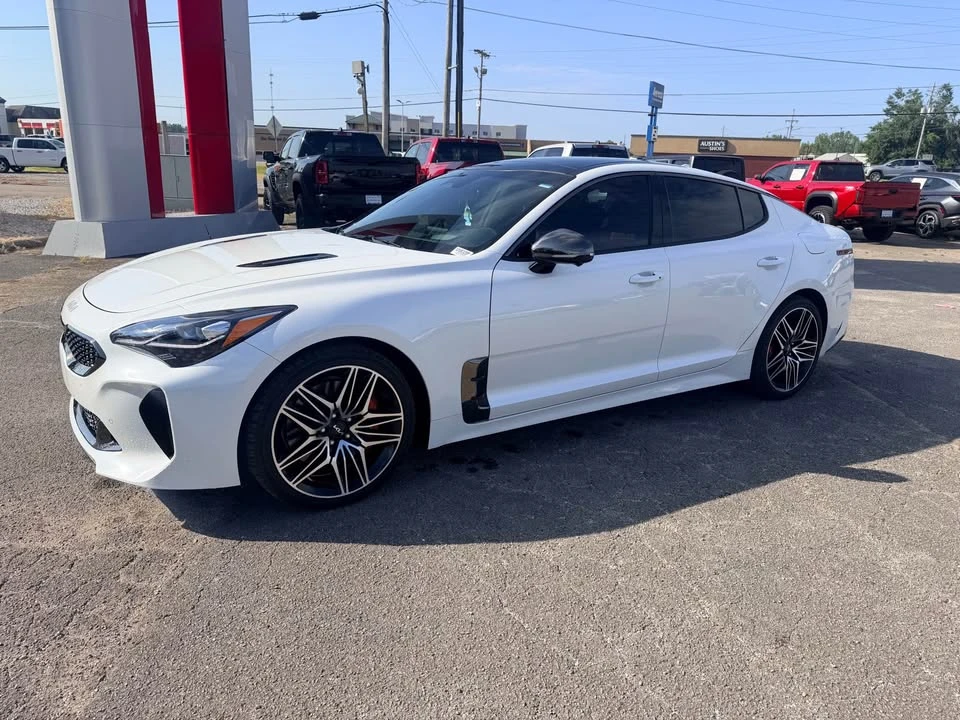 2023 Kia Stinger GT - Image 2 of 13