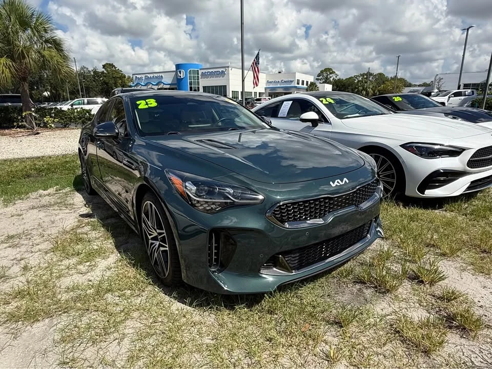 2023 Kia Stinger GT - Image 4 of 5