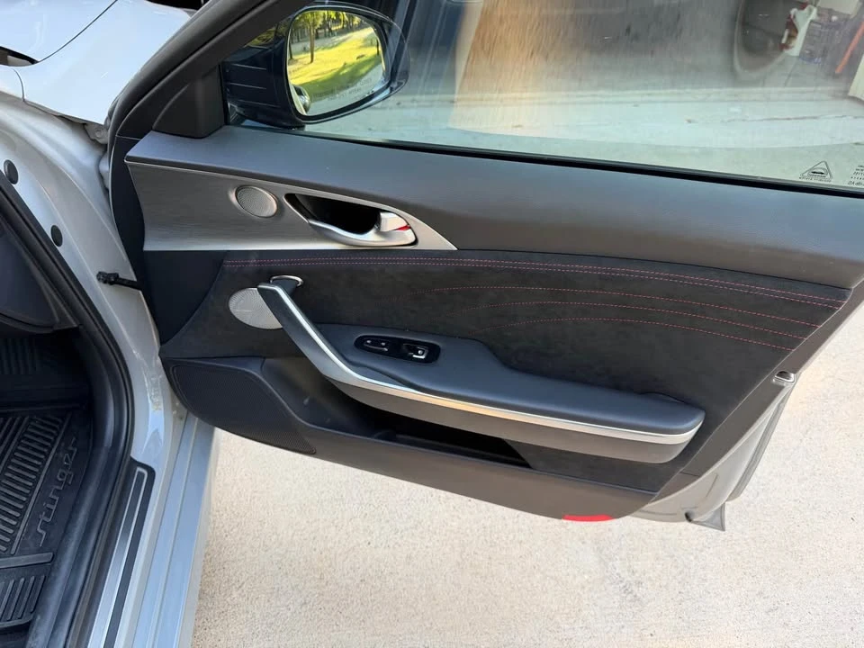 2023 Kia Stinger GT - Image 5 of 6