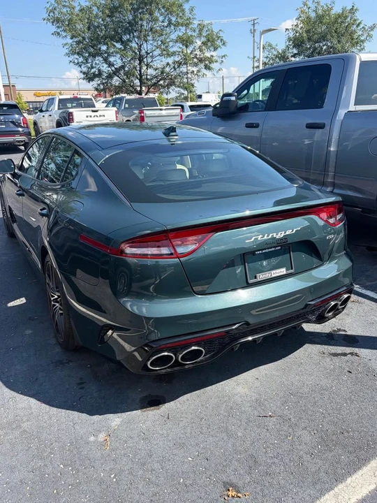 2023 Kia Stinger GT - Image 2 of 3