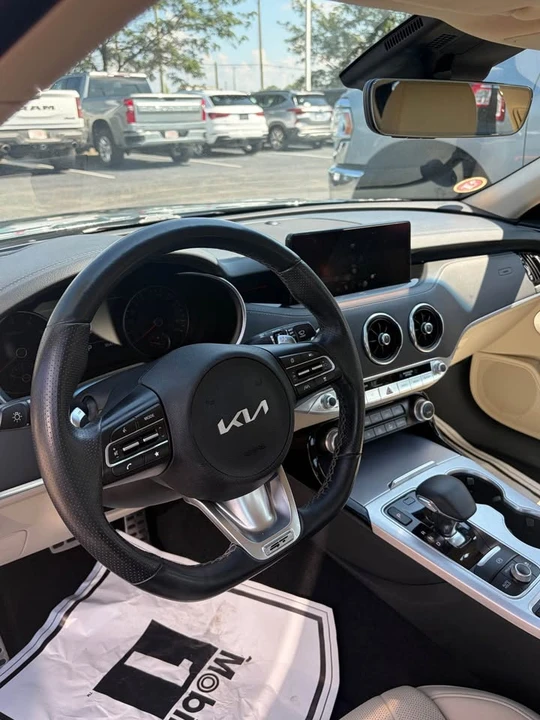 2023 Kia Stinger GT - Image 3 of 3