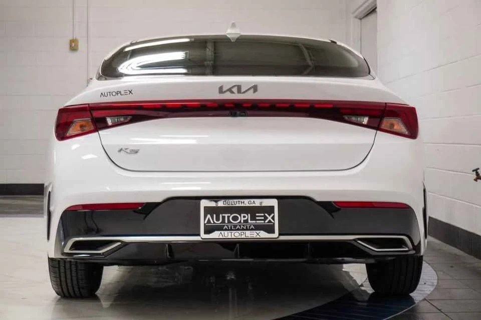 2023 Kia Stinger GT - Image 8 of 8
