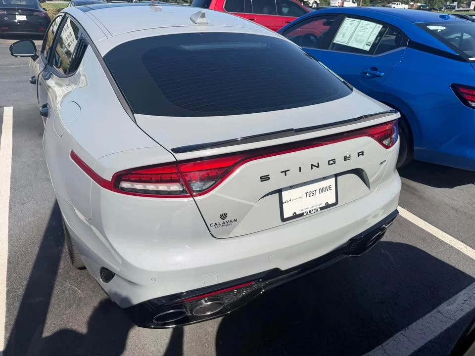 2023 Kia Stinger GT - Image 7 of 9
